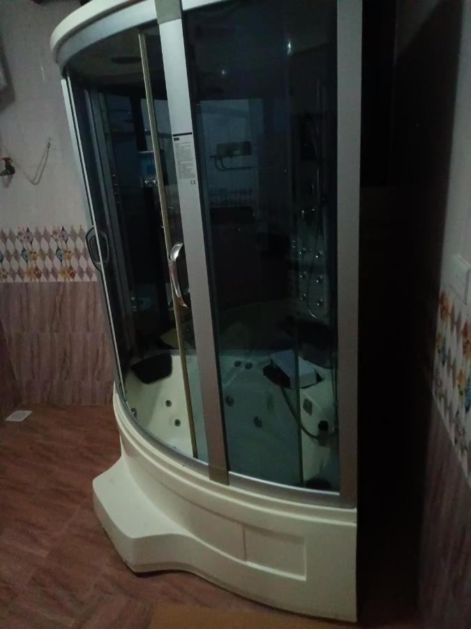 Jacuzzi City Home Kampala Luaran gambar