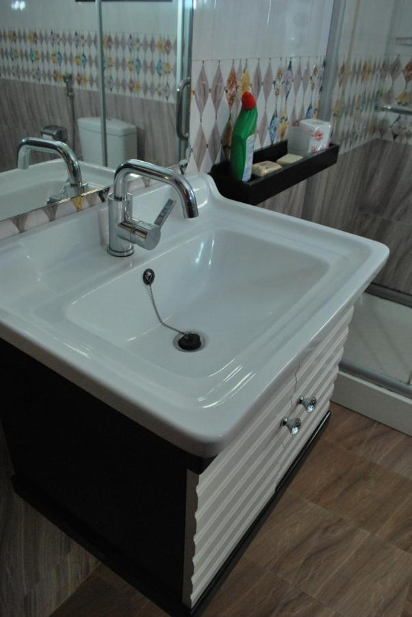 Jacuzzi City Home Kampala Luaran gambar