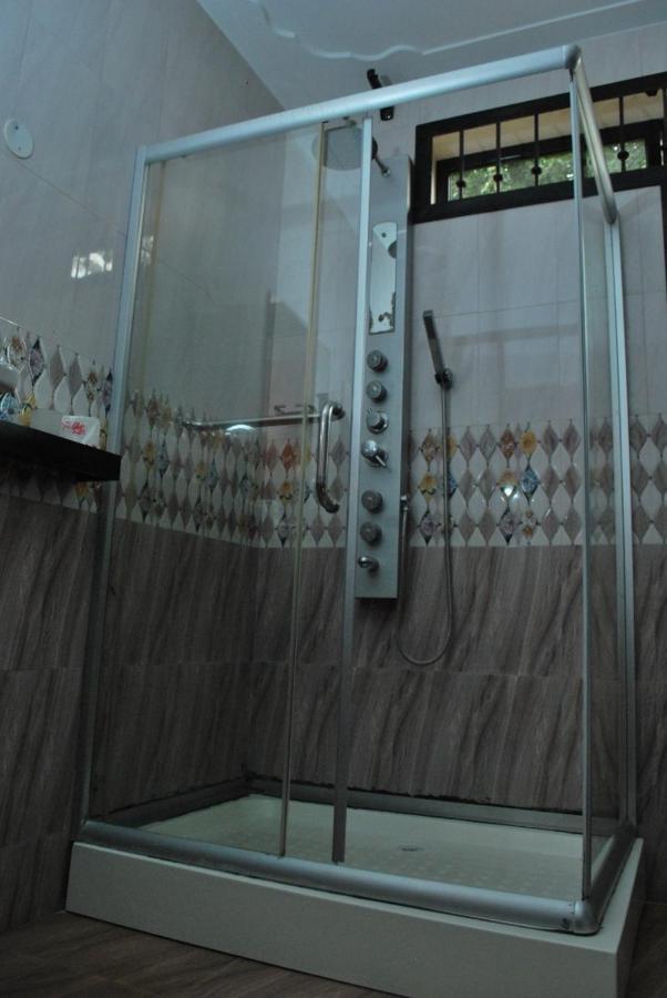 Jacuzzi City Home Kampala Luaran gambar