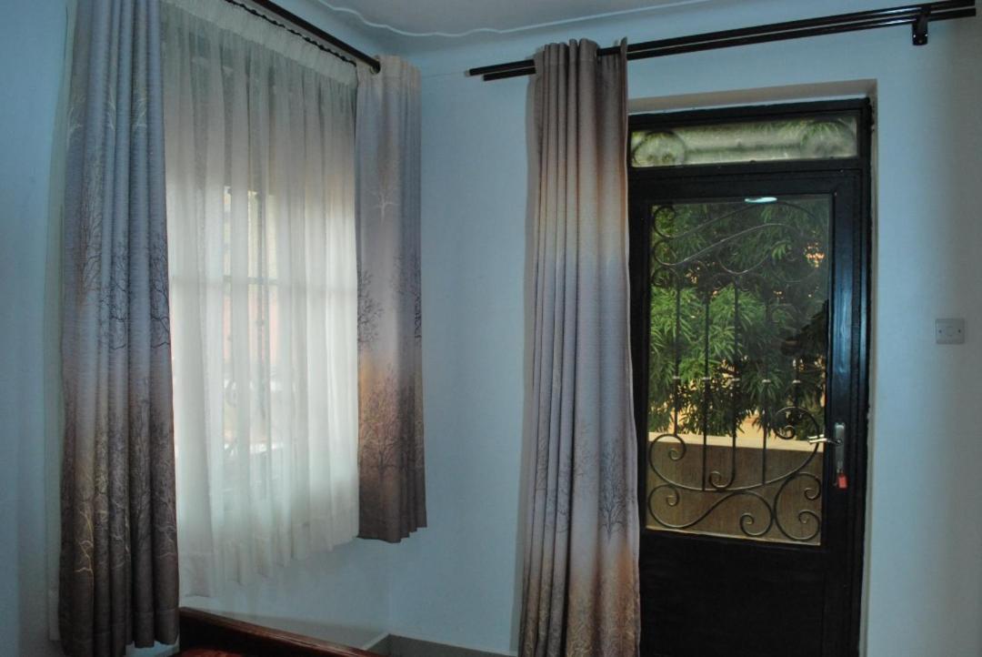 Jacuzzi City Home Kampala Luaran gambar