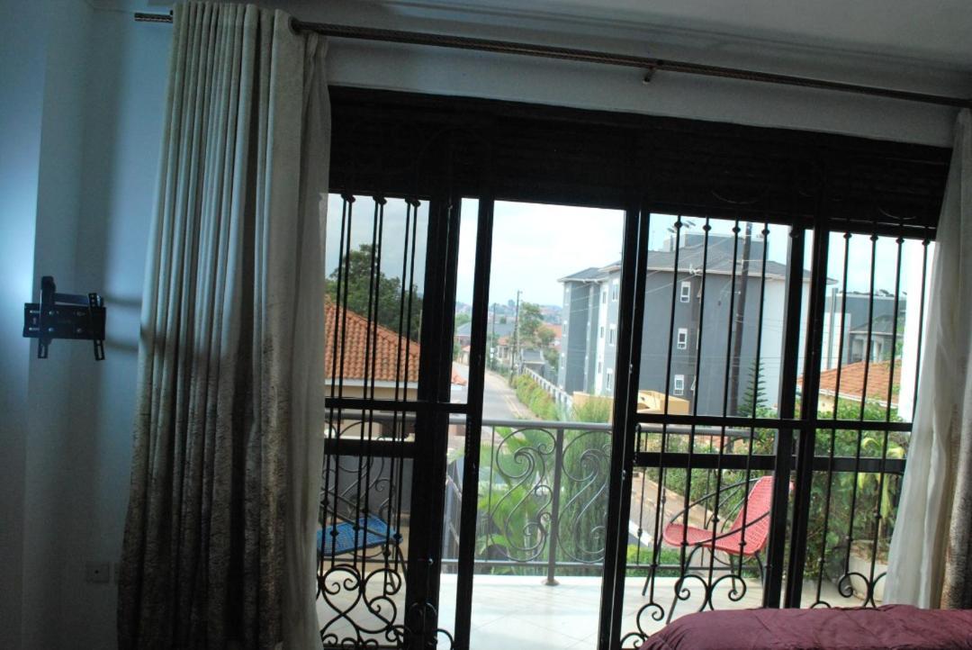 Jacuzzi City Home Kampala Luaran gambar