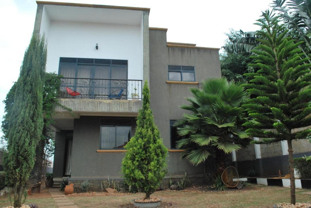 Jacuzzi City Home Kampala Luaran gambar