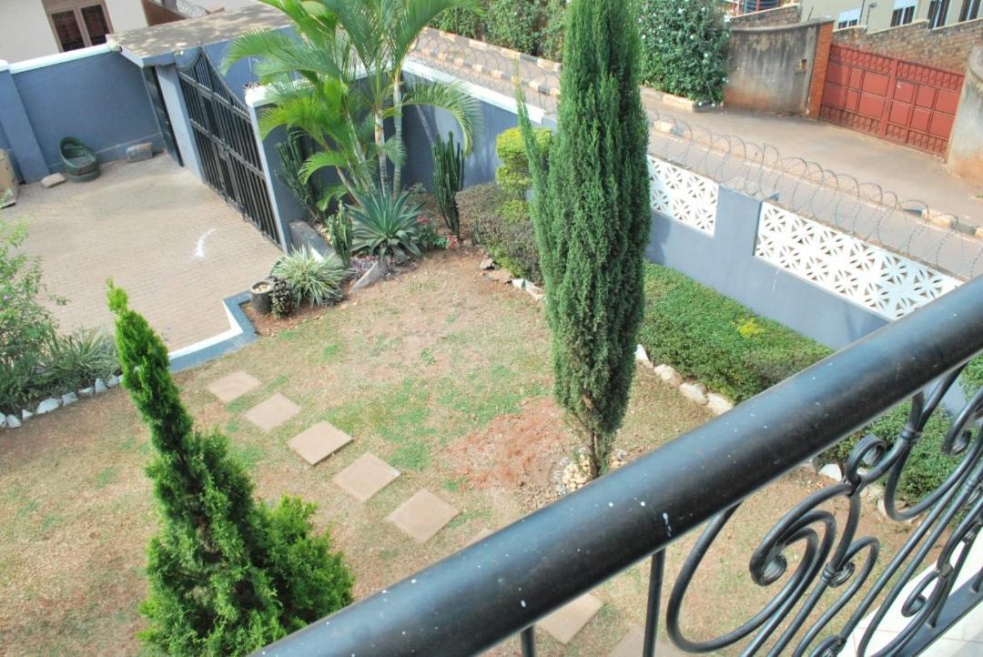 Jacuzzi City Home Kampala Luaran gambar